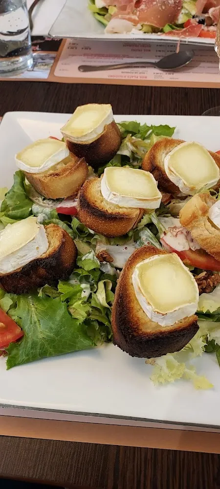 Salade de Chèvre Chaud